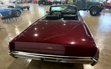 Lincoln-Continental-1967-Classic-Car-20