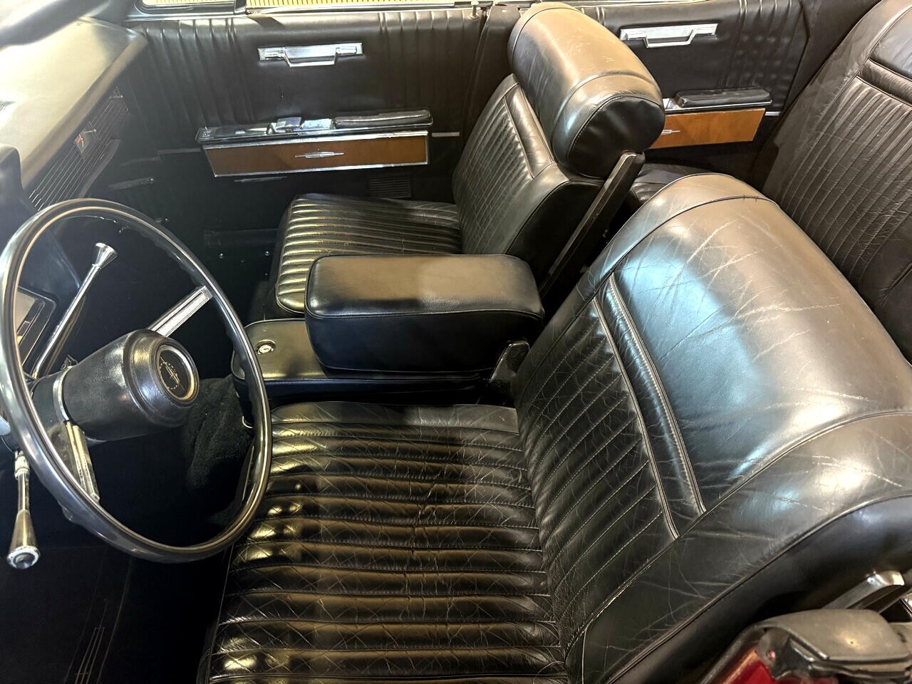 Lincoln-Continental-1967-Classic-Car-27