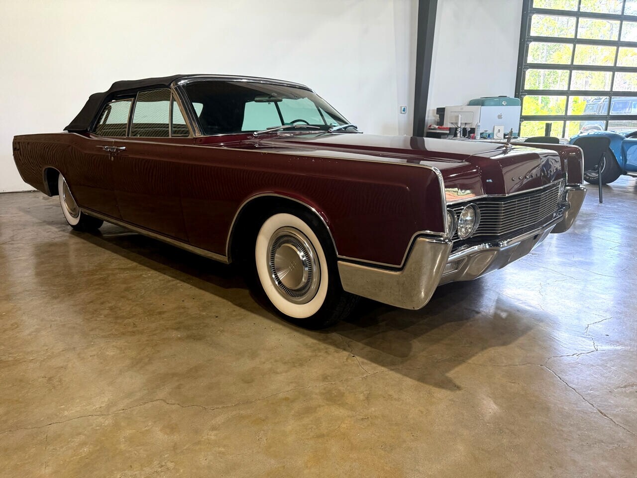 Lincoln-Continental-1967-Classic-Car-34