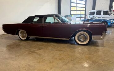 Lincoln-Continental-1967-Classic-Car-35