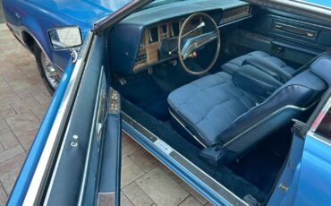 Lincoln-Continental-1972-Coupe-10