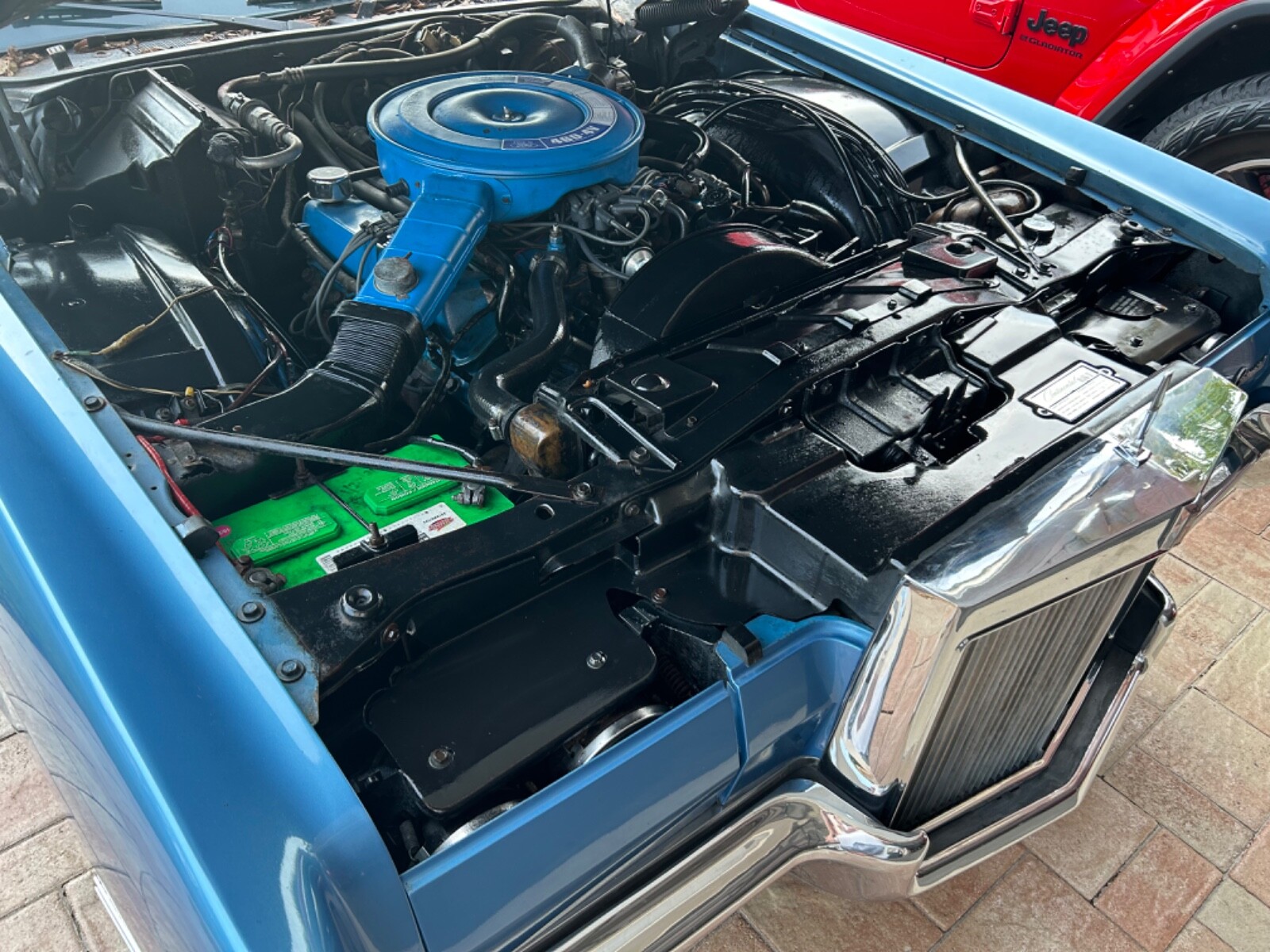 Lincoln-Continental-1972-Coupe-12