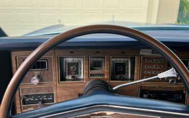 Lincoln-Continental-1972-Coupe-19