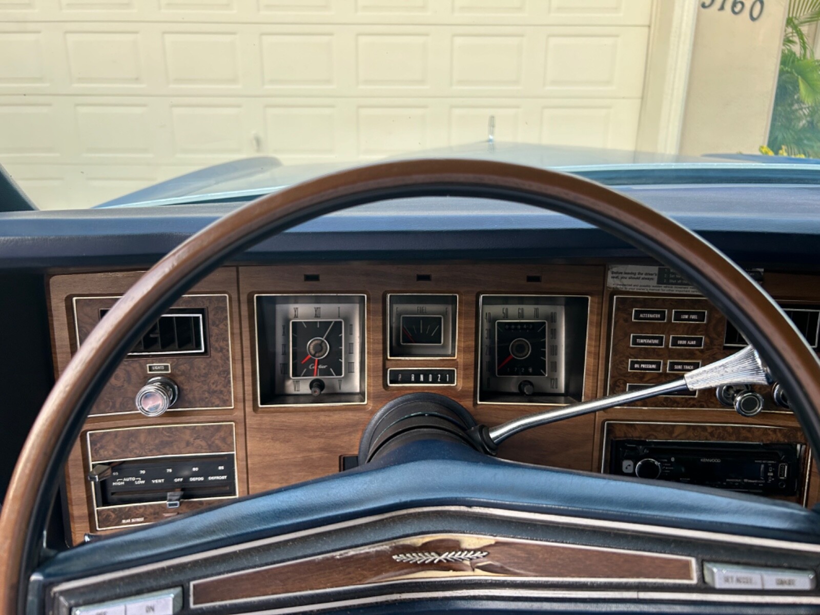 Lincoln-Continental-1972-Coupe-19