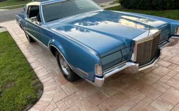 Lincoln-Continental-1972-Coupe-2