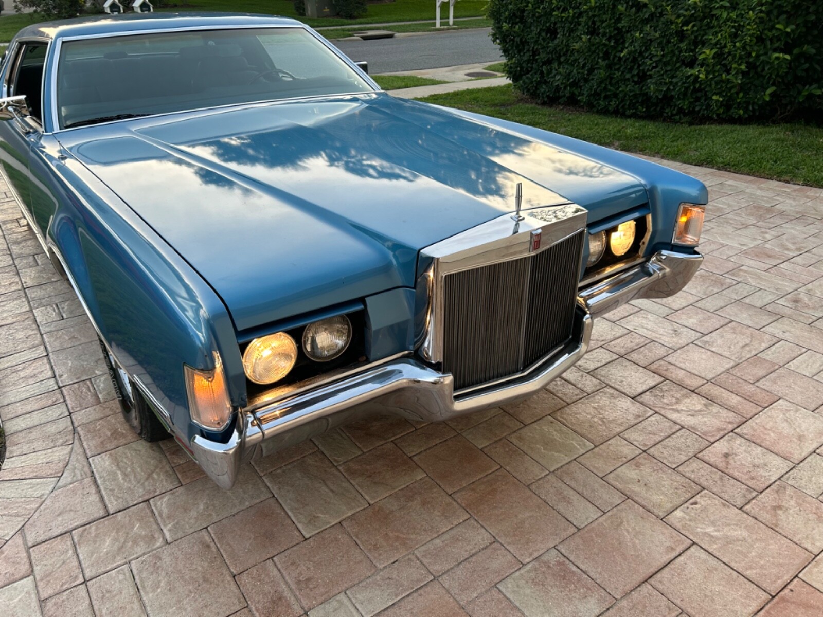 Lincoln-Continental-1972-Coupe-23