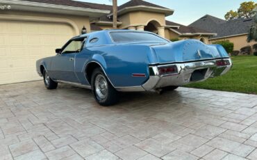 Lincoln-Continental-1972-Coupe-5