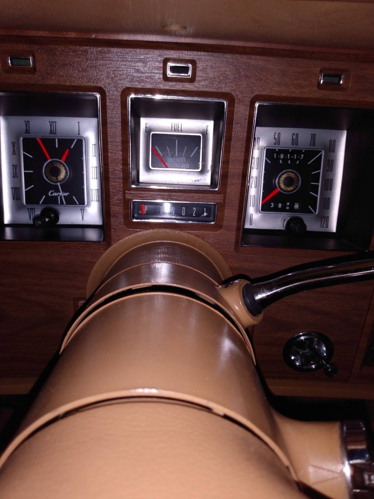 Lincoln-Continental-1975-Coupe-13