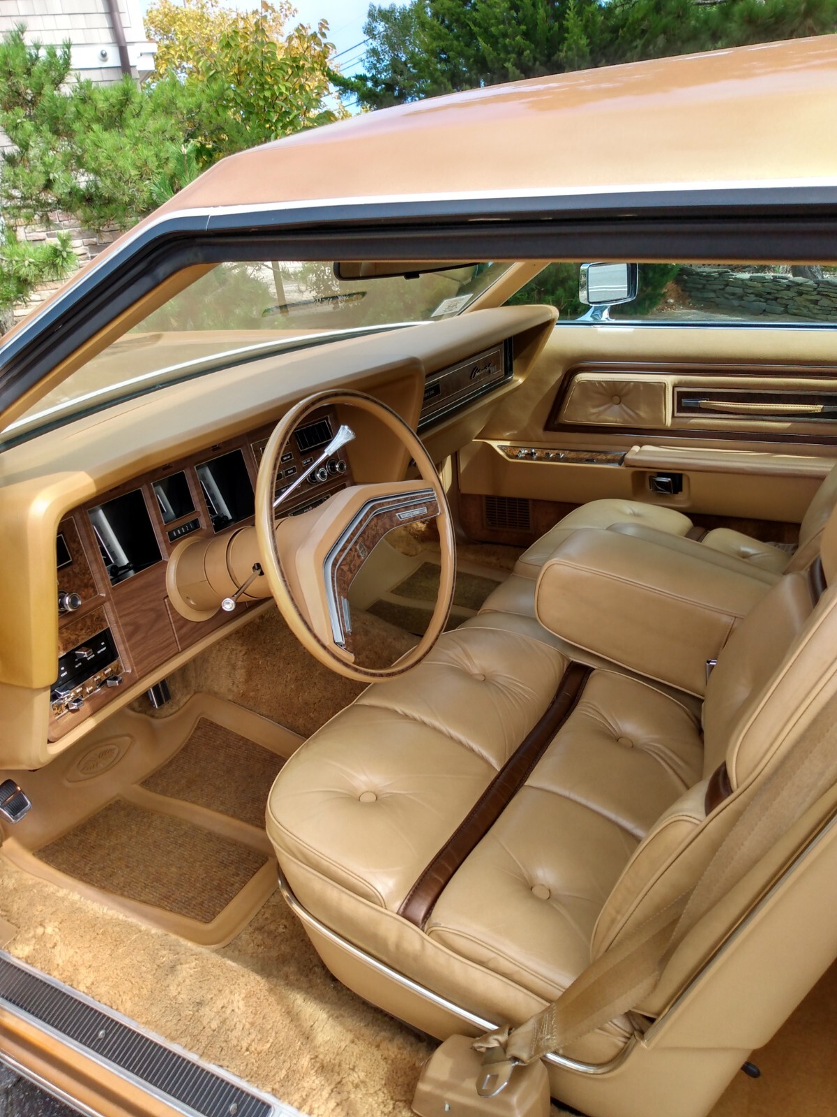 Lincoln-Continental-1975-Coupe-15
