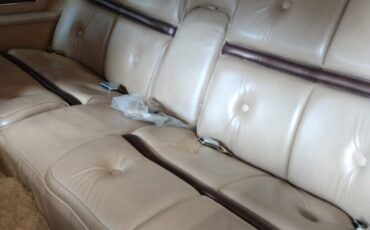 Lincoln-Continental-1975-Coupe-16