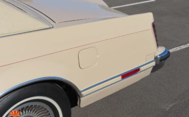 Lincoln-Continental-1978-Coupe-12