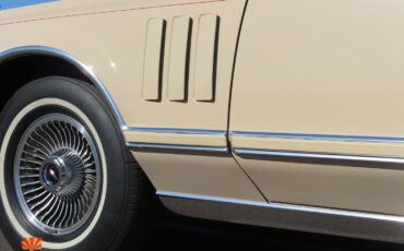 Lincoln-Continental-1978-Coupe-23