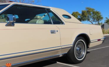 Lincoln-Continental-1978-Coupe-24