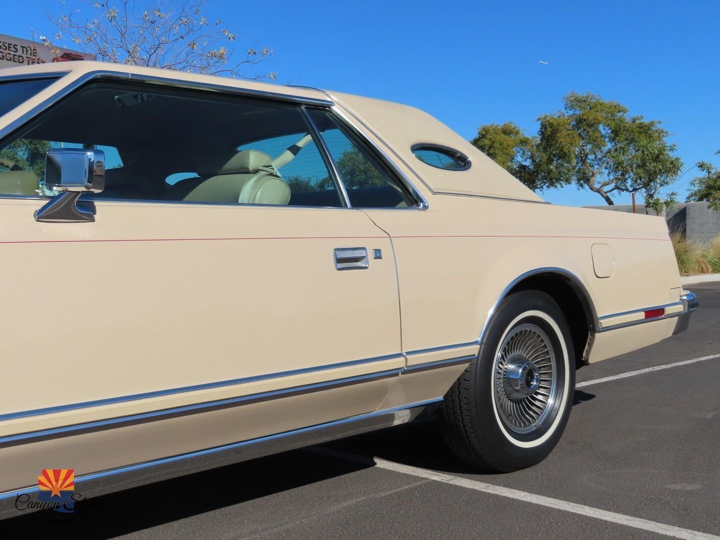 Lincoln-Continental-1978-Coupe-24