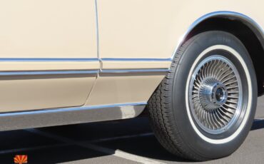 Lincoln-Continental-1978-Coupe-26