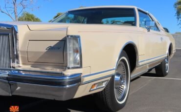 Lincoln-Continental-1978-Coupe-27