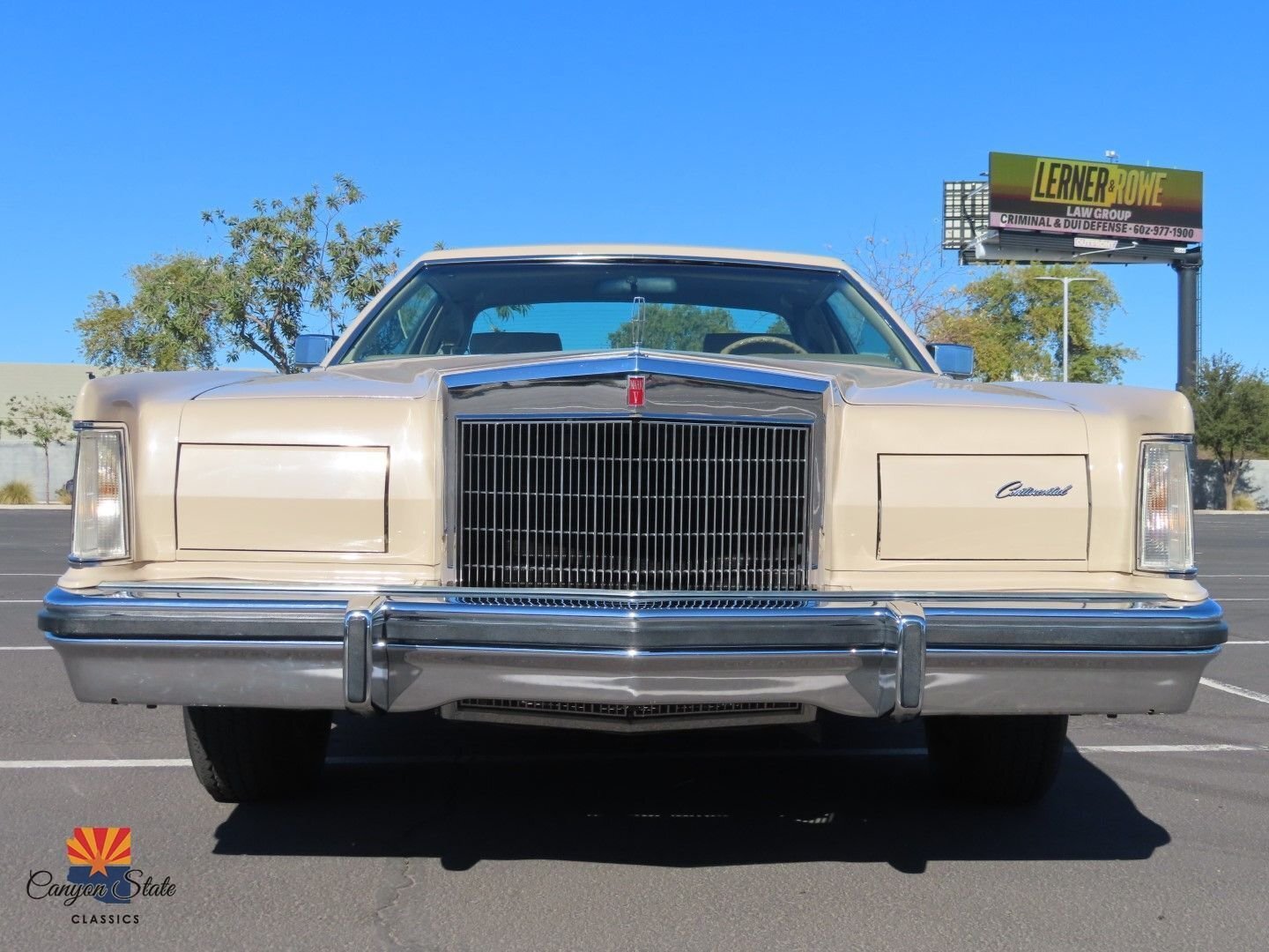 Lincoln-Continental-1978-Coupe-35
