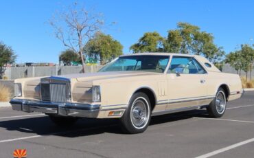 Lincoln-Continental-1978-Coupe-5