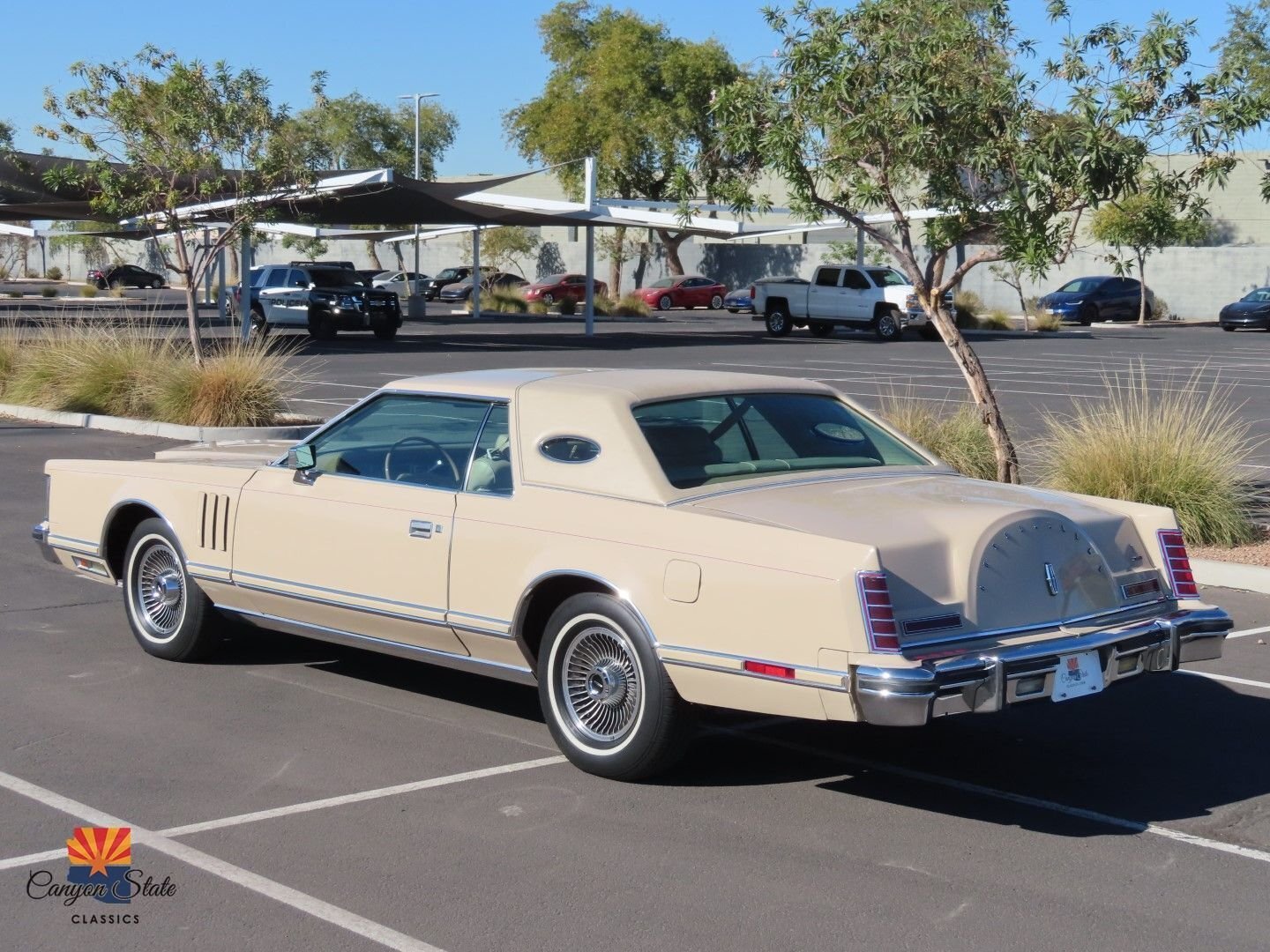 Lincoln-Continental-1978-Coupe-8