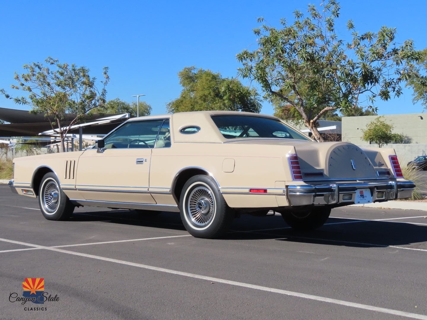 Lincoln-Continental-1978-Coupe-9