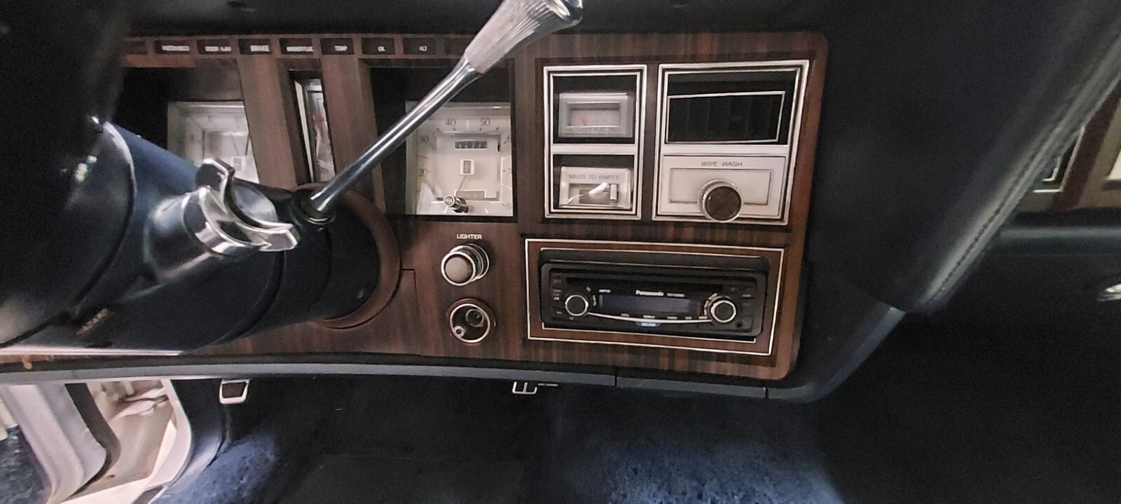 Lincoln-Continental-1979-30