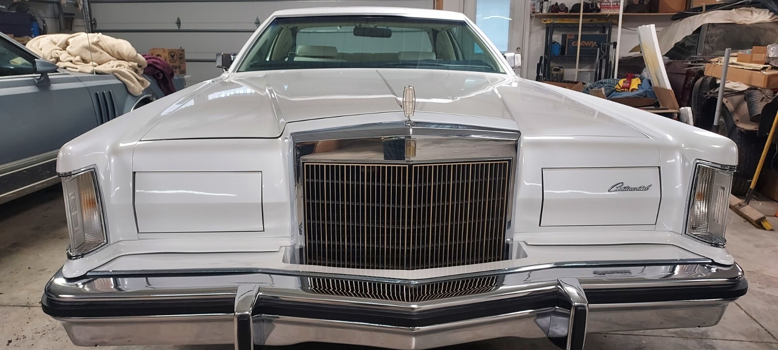Lincoln-Continental-1979-8