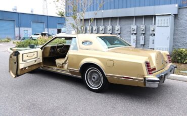 Lincoln-Continental-1979-Coupe-14