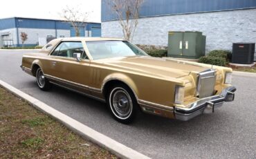 Lincoln-Continental-1979-Coupe-4