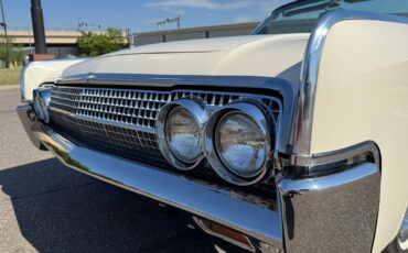 Lincoln-Continental-Convertible-1963-Convertible-17