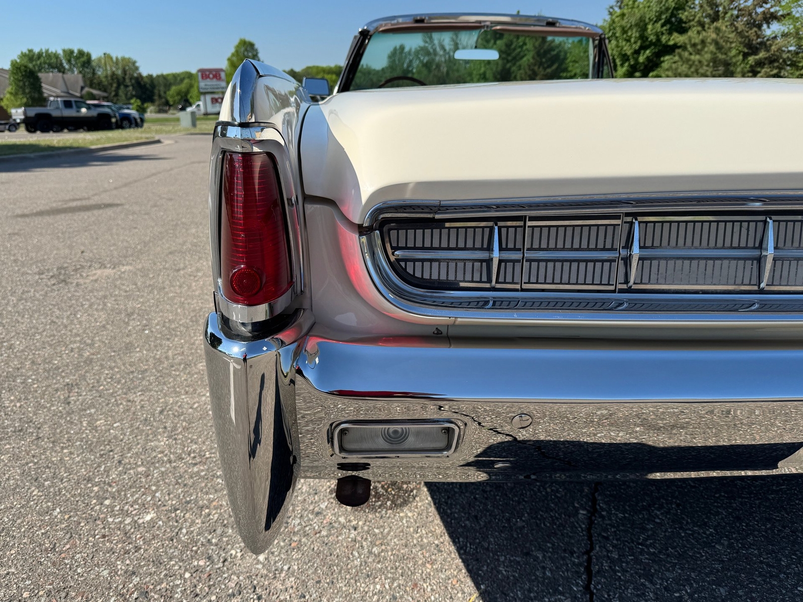 Lincoln-Continental-Convertible-1963-Convertible-33