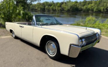 Lincoln-Continental-Convertible-1963-Convertible