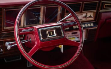Lincoln-Continental-Mark-VI-1980-2-Door-Coupe-34