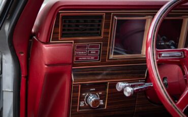Lincoln-Continental-Mark-VI-1980-2-Door-Coupe-35