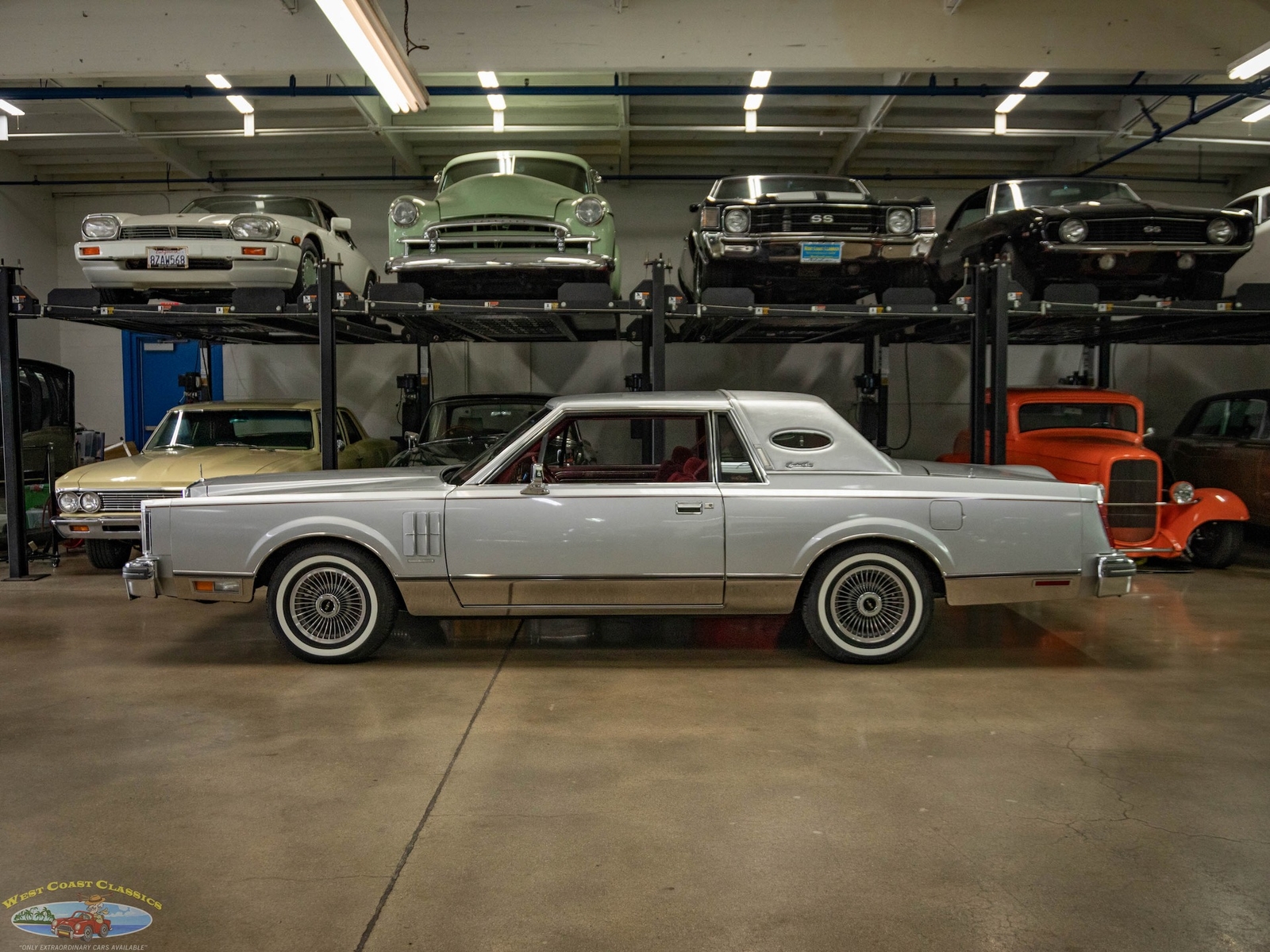 Lincoln-Continental-Mark-VI-1980-2-Door-Coupe-5