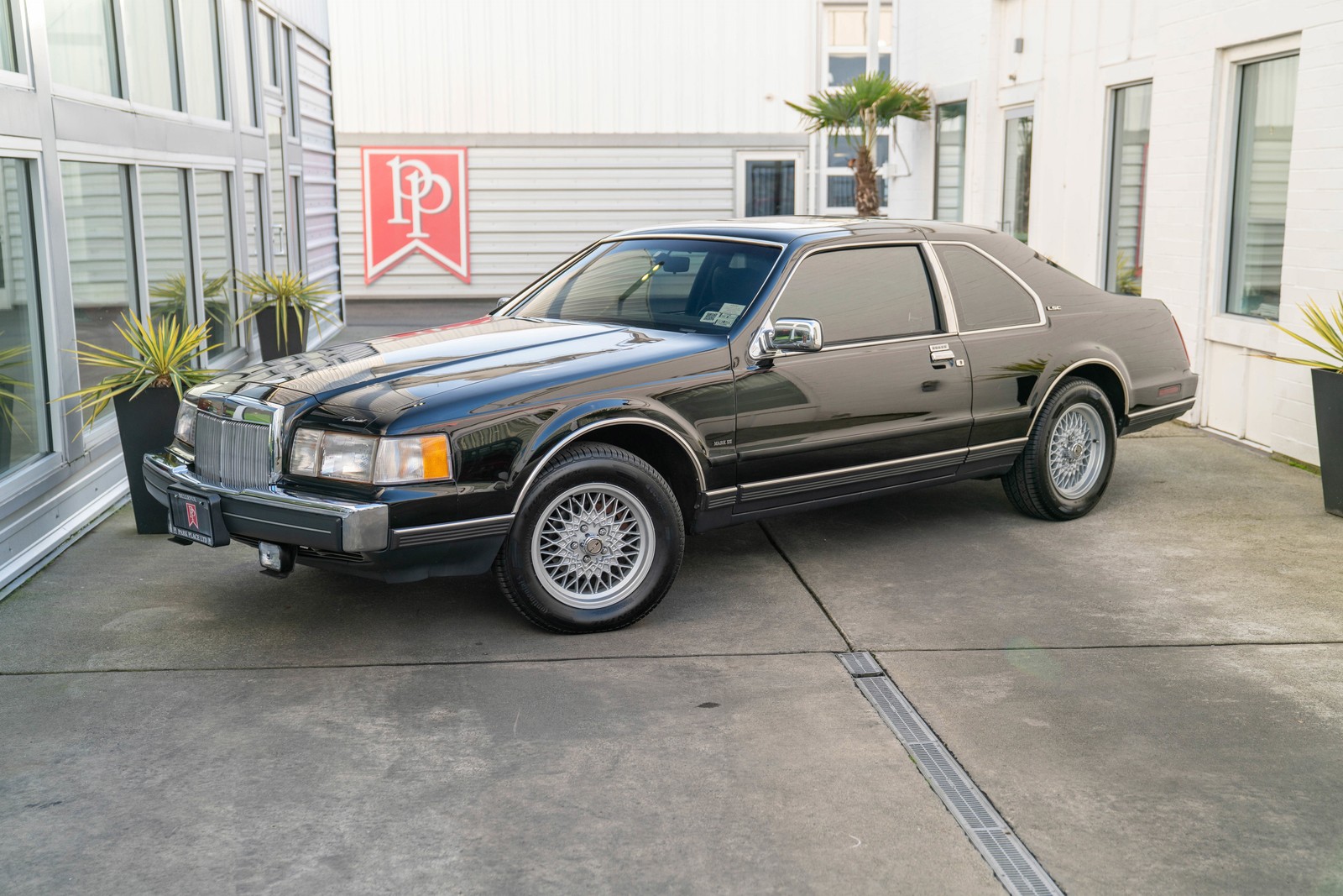 Lincoln Continental Mk VII 1985 Coupe