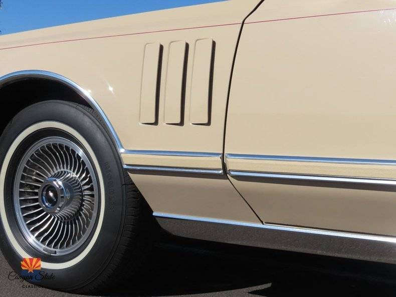 Lincoln-Continental-mark-v-1978-23