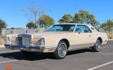 Lincoln-Continental-mark-v-1978-5