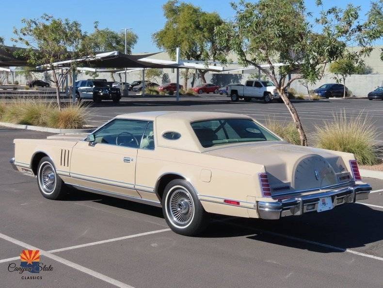 Lincoln-Continental-mark-v-1978-8