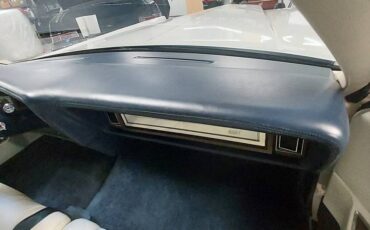 Lincoln-Continental-mark-v-1979-10