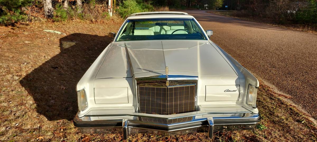 Lincoln-Continental-mark-v-1979-21