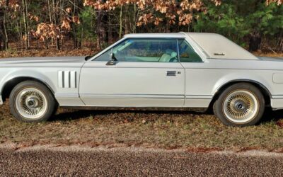 Lincoln Continental mark v  1979