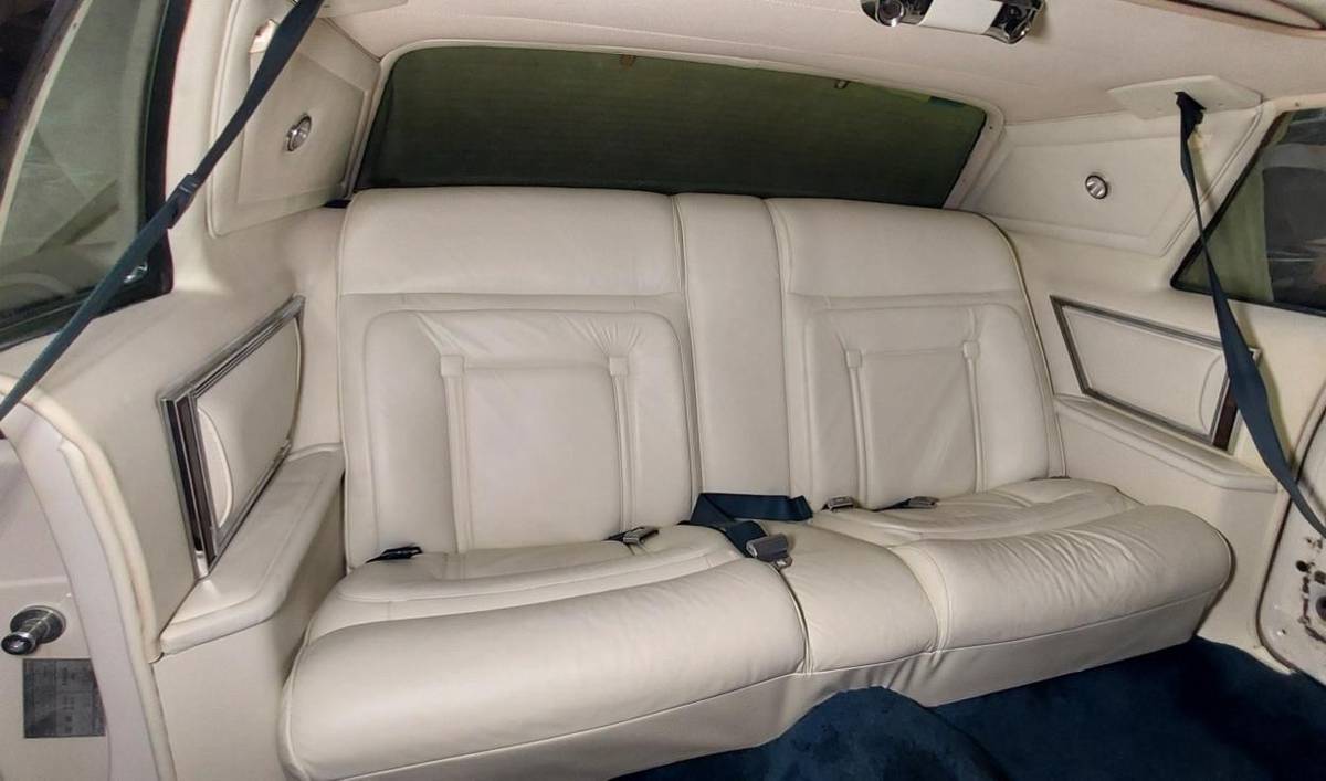 Lincoln-Continental-mark-v-1979-5