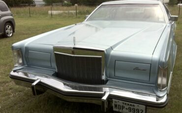 Lincoln-Continental-mark-v-1979-blue-1