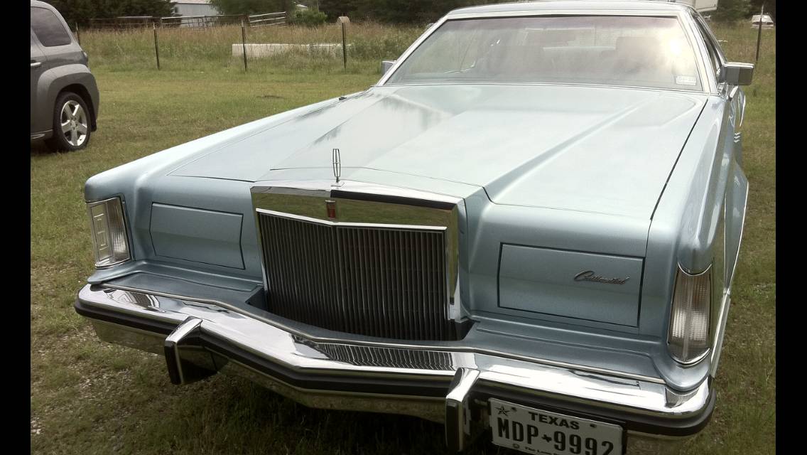 Lincoln-Continental-mark-v-1979-blue-1