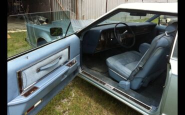 Lincoln-Continental-mark-v-1979-blue-3