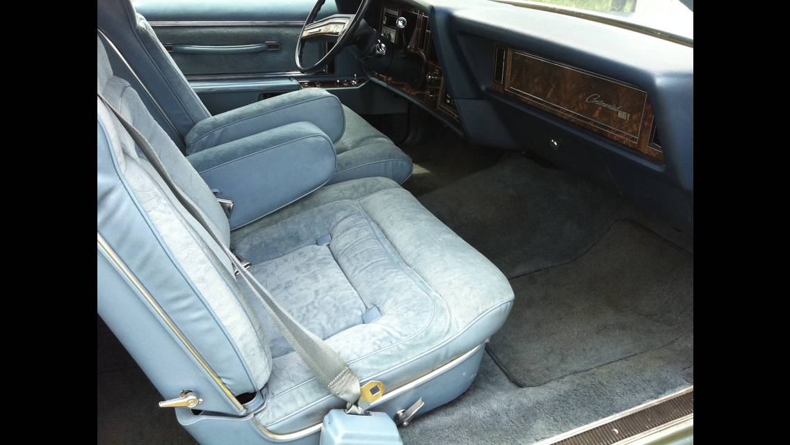 Lincoln-Continental-mark-v-1979-blue-6