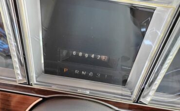Lincoln-Continental-mark-vi-1981-brown-7