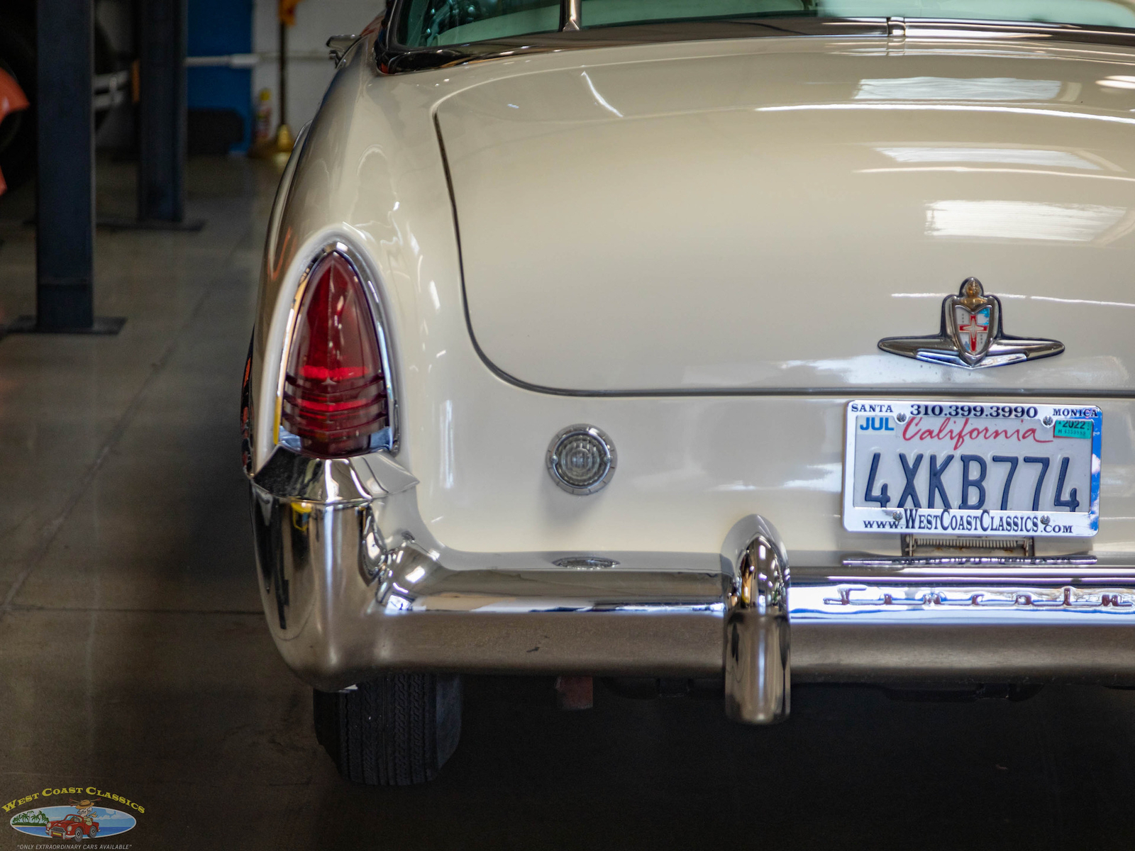 Lincoln-Cosmopolitan-Sport-Coupe-1952-2-Door-Hardtop-17