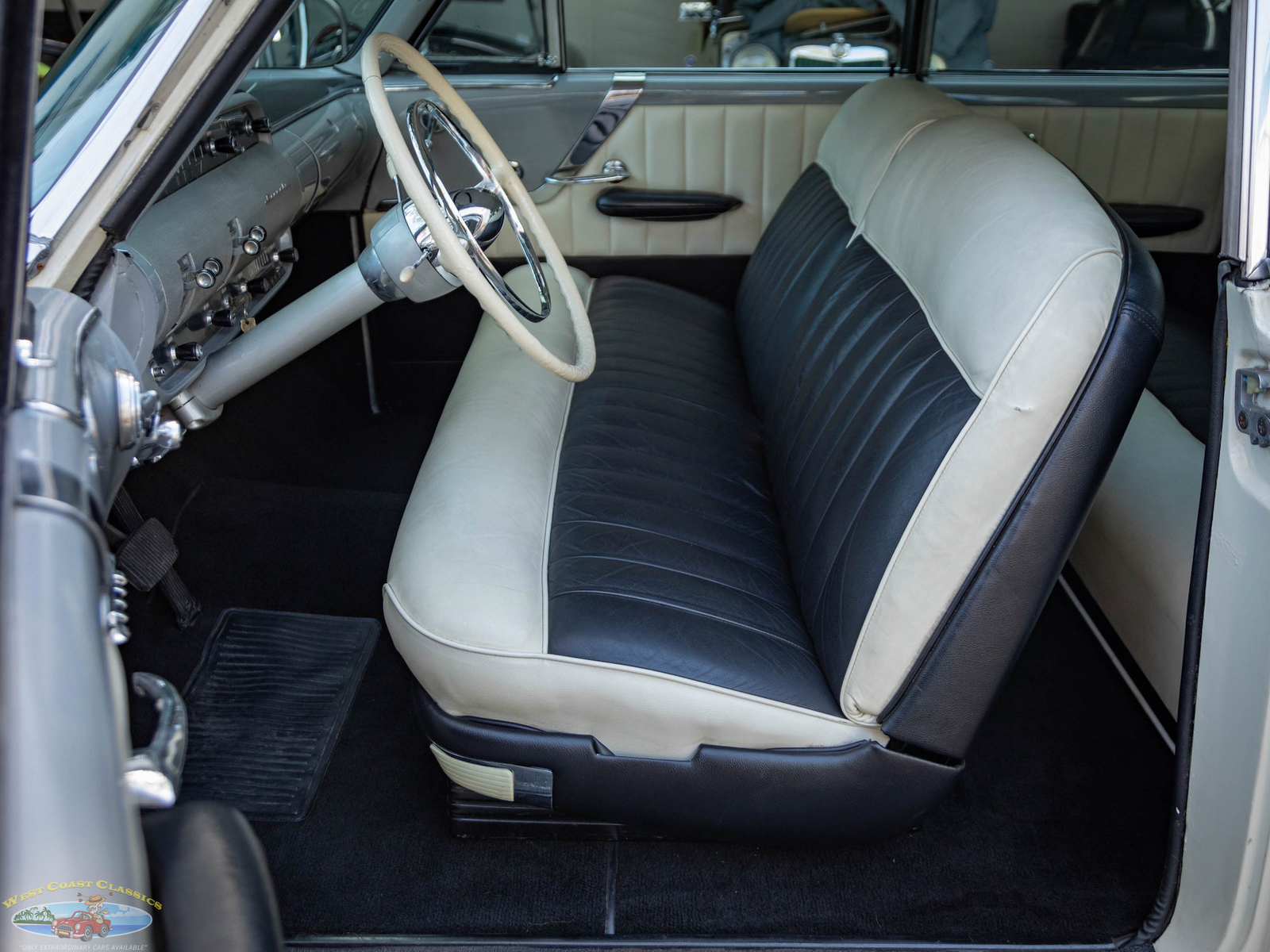 Lincoln-Cosmopolitan-Sport-Coupe-1952-2-Door-Hardtop-28