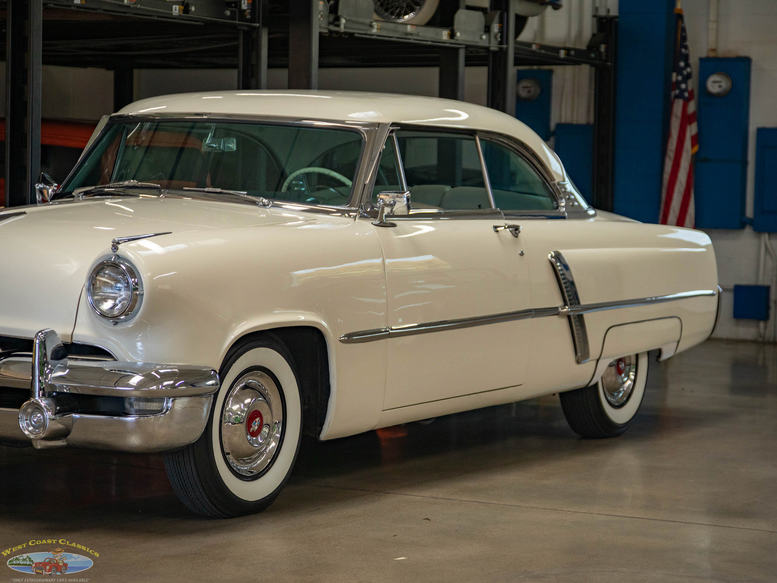 Lincoln-Cosmopolitan-Sport-Coupe-1952-2-Door-Hardtop-8